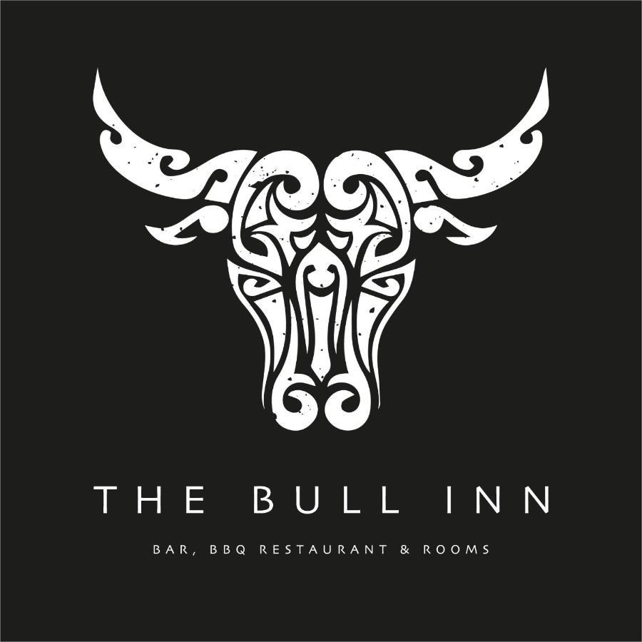 The Bull Hotel Battle Bagian luar foto