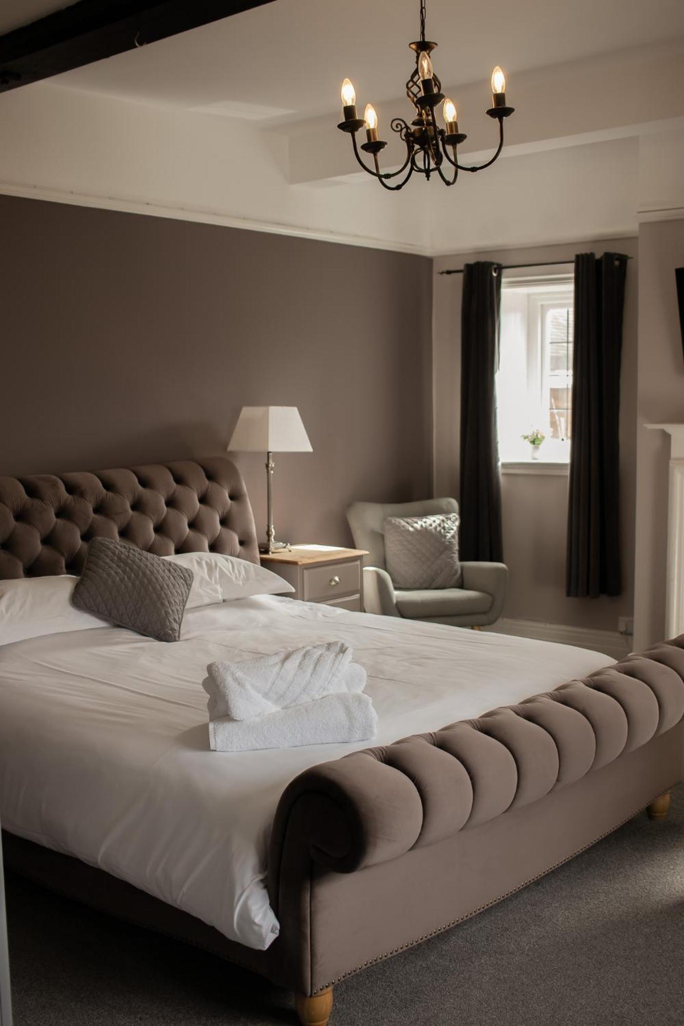 The Bull Hotel Battle Bagian luar foto